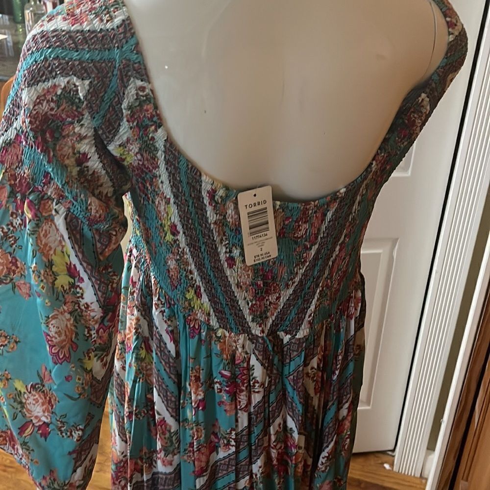 Torrid Off-Shoulder Teal Floral Maxi Dress - Picture 5 of 8